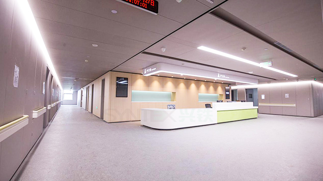 成都興鐵與資陽兒童醫(yī)院合作案例 醫(yī)院墻板|木紋鋼制墻板